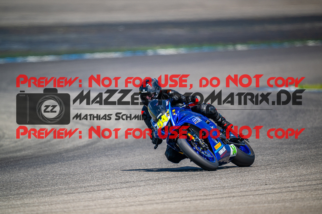 MaZZes_FotoMatrix_240520_6007705_3777 | GELB