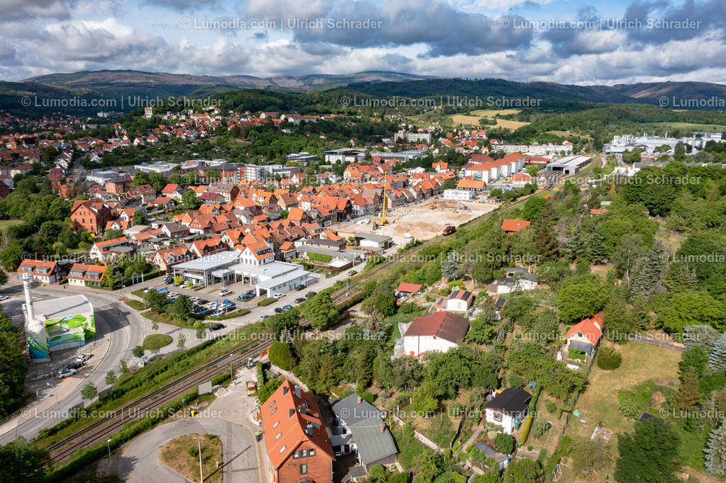 10049-51553 - Luftbild Wernigerode | Stockfoto und Bilderpool mit Bildmaterial aus Deutschland, dem Harz, Halberstadt, Quedlinburg, Wernigerode und weltweit. Qualitativ hochwertige und professionelle Fotos anschauen und kaufen. - Realisiert mit Pictrs.com