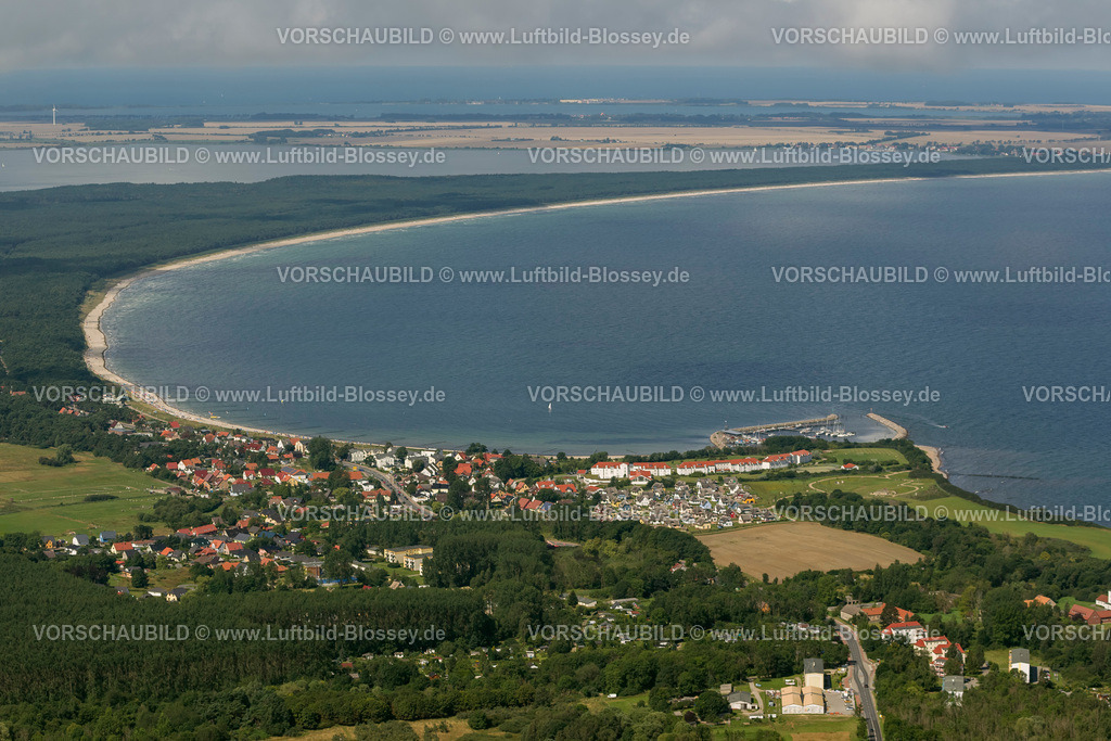 Ruegen12083130Glowe | Luftbild, Glowe und Strand von Schaabe,  Glowe, Insel Rügen, Mecklenburg-Vorpommern, Deutschland, Europa