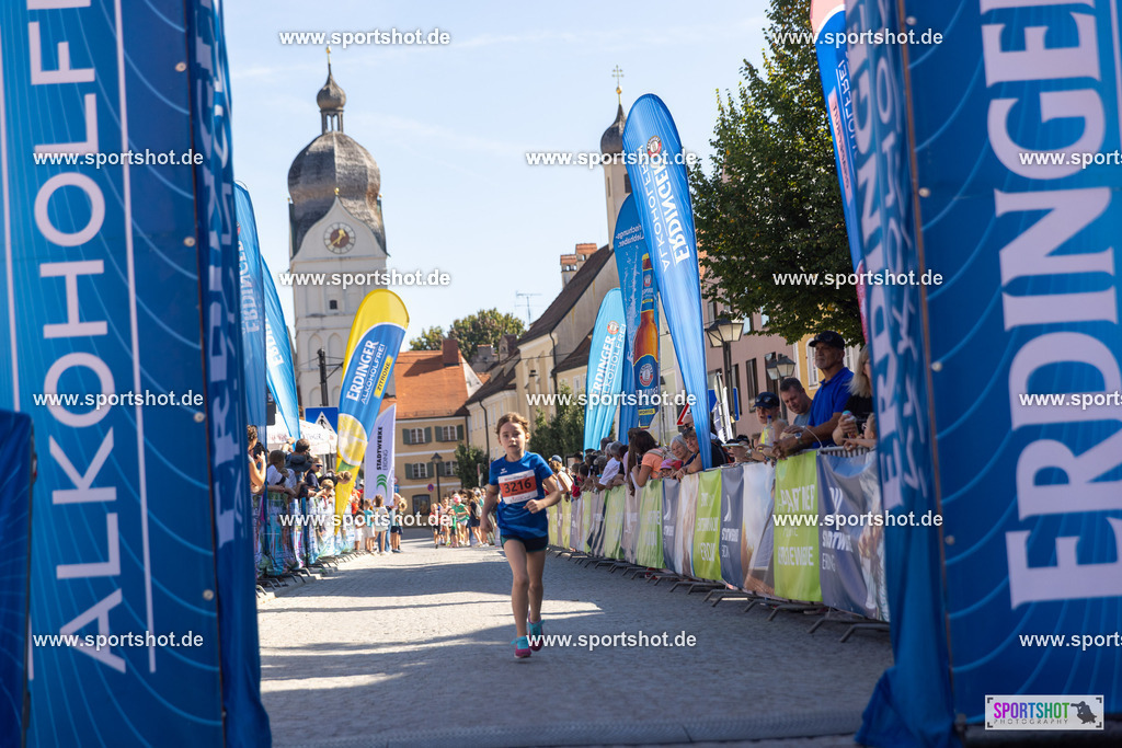 VJ__3311 | Stadtlauf Erding 2025 #stadtlauferding #erdingstadtlauf #stadtlauf_erding #laufmotivation #trisporterding #yourpictrs #sportshot_your_pictrs