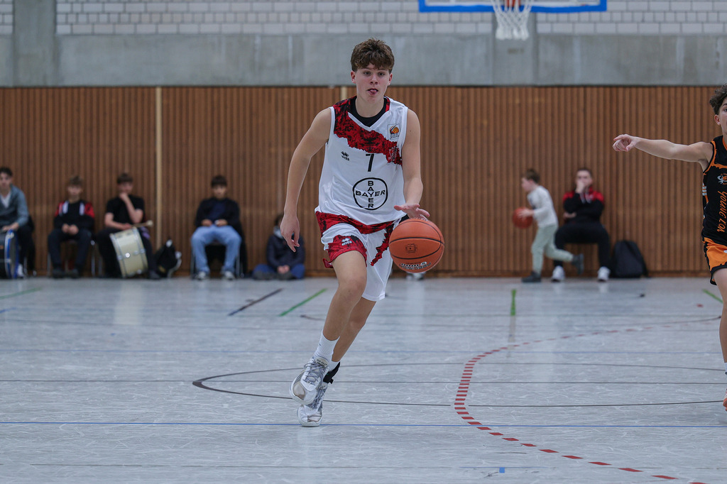 JBBL BAYER GIANTS vs Young Lions Wuppertal-83 | Fotos von Basketballspielen aus dem Raum NRW fotografiert von Gero Mueller-Laschet und Daniel Schaefer - Realisiert mit Pictrs.com