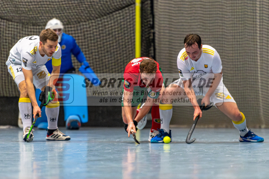 SM_20241218-D5A_6360-Verbessert-RR | 1.Bundesliga Hallenhockey  (M) HPC - HTHC / 4:9 (2:4)