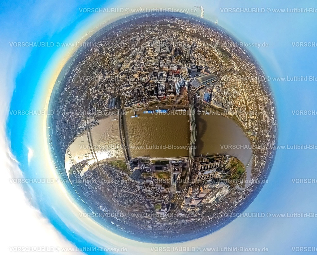 Koeln2311900209DomMitte | Luftbild, Fluss Rhein und Ausflugsschiffe mit Hohenzollernbrücke und Deutzer Brücke, Mitte City und Altstadt mit dem Kölner Dom und dem Hauptbahnhof Hbf, umgeben von herbstlichen Laubbäumen, Erdkugel, Fisheye Aufnahme, Fischaugen Aufnahme, 360 Grad Aufnahme, tiny world, little planet, fisheye Bild, Altstadt, Köln, Rheinland, Nordrhein-Westfalen, Deutschland