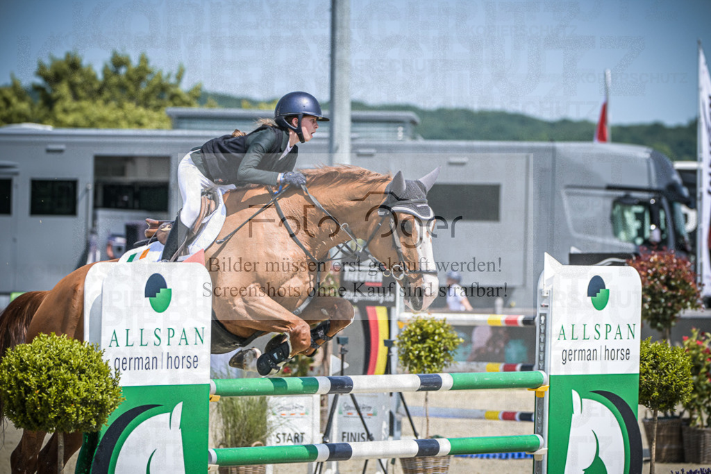 DOS_1608 | Entdecke hochwertige Reitturnierfotos von Foto Oger. Professionell, emotional und authentisch – jetzt Lieblingsmomente im Shop bestellen.Deutschlandweite Turnierfotografie. - Realisiert mit Pictrs.com