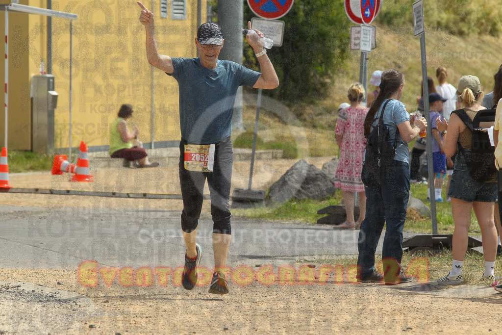 250614_1130_EV4_8966 | Sportfotografie im Rhein-Sieg Kreis, Köln, Bonn, NRW, Rheinland Pfalz, Hessen, etc. Unser Tätigkeitsfeld umfasst den Laufsport vom Volkslauf über den Marathon, Duathlon, Triathon bis zum Ultralauf wie Kölnpfad Ultra oder Schindertrail.