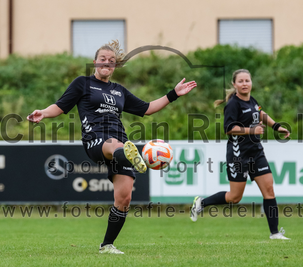 2023-10-08_085_FC_Moosinning_gegen_SG_TSV_St_Wolfgang-FC_Lengdorf | Moosinning, Deutschland, 08.10.2023:
Fußball, Kreisliga 2023 / 2024, 4. Spieltag, FC Moosinning gegen (SG) TSV St.Wolfgang/FC Lengdorf, Endergebnis: 

Foto: Christian Riedel / fotografie-riedel.net