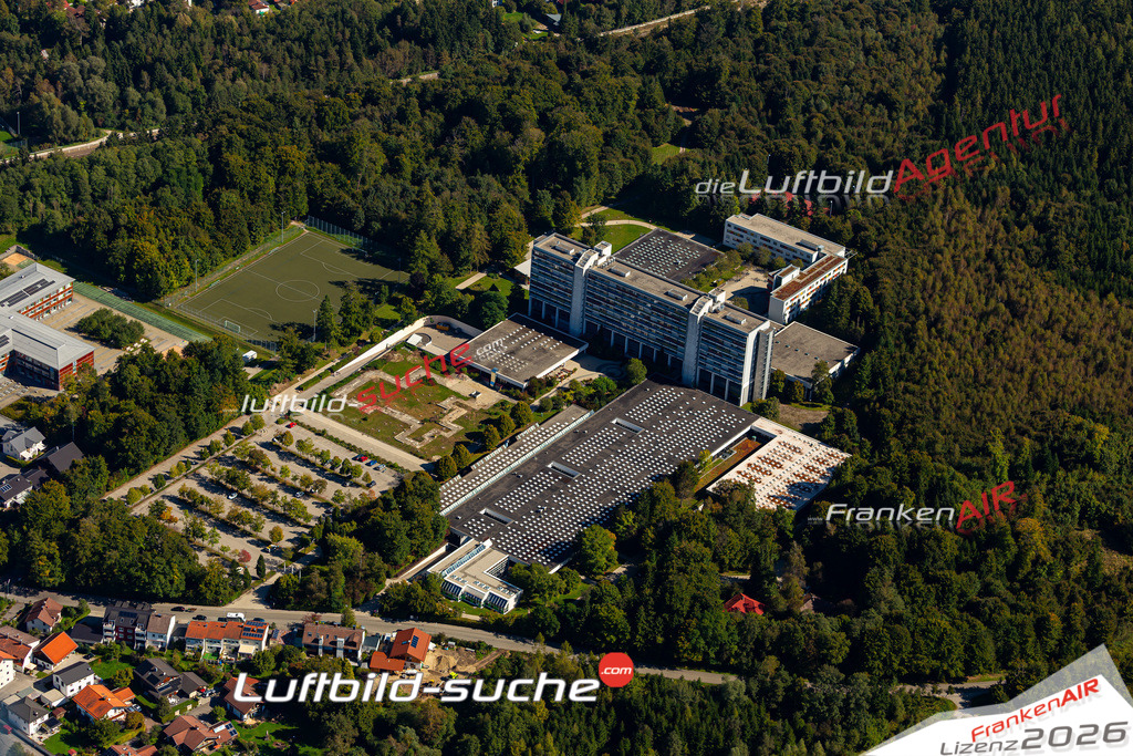 Aktuelles Luftbild von  Kirchseeon Kauf mit Lizenz / Bildrechten möglich- Die Luftaufnahme wurde 2021 mittels UL-Flugzeug erstellt ( keine Drohne ) - hochauflösende Kamera-Systeme von  Canon -Beste Qualität - Für grossformatige Ausdrucke geeignet. Die Geschenkidee !