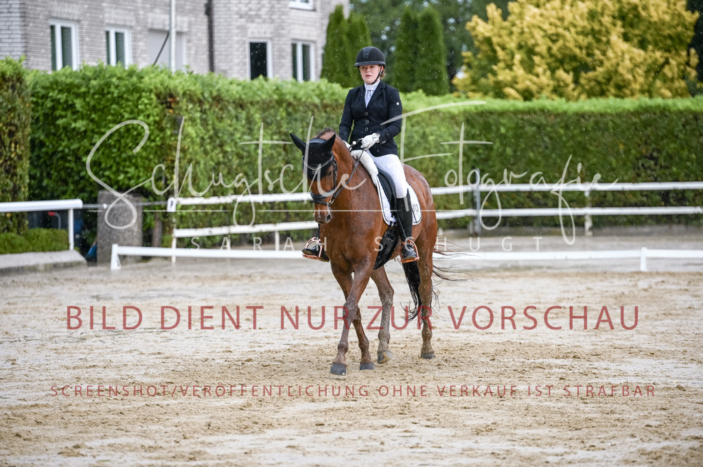 Schugtsche-Aluta25-55.Dressurreiterprf.L1Tr-257 | Schugtsche Fotografie - Realisiert mit Pictrs.com