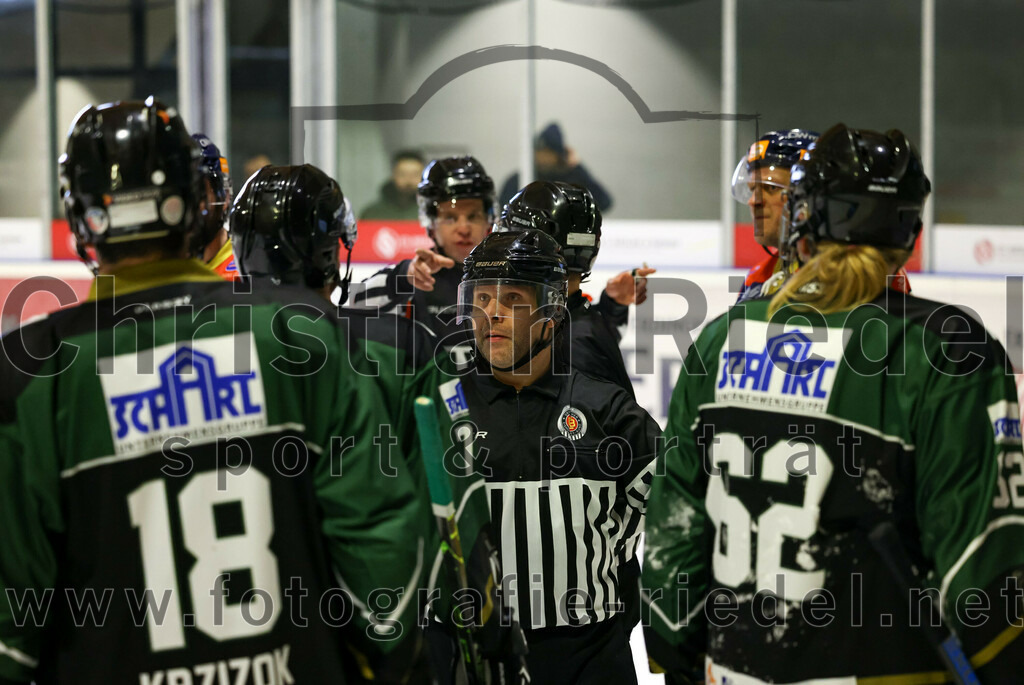 2022-12-09_160_TSV_Erding_gegen_EHC_Waldkraiburg | Erding, Deutschland, 09.12.2022:
Eishockey, Bayernliga 2022 / 2023, 19. Spieltag, TSV Erding gegen EHC Waldkraiburg, Endergebnis: 9:2

Foto: Christian Riedel / fotografie-riedel.net