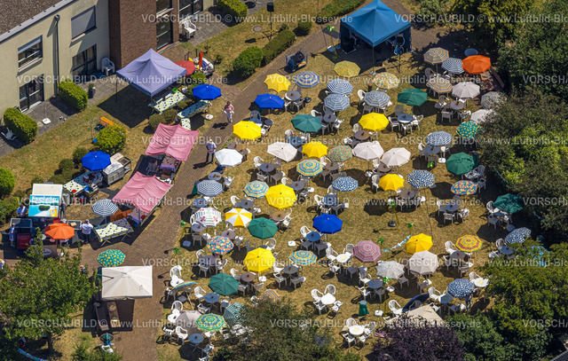 Oberhausen230705637 | Luftbild, ASO Oberhausen ÃƒÆ’Ã‚Â¢ÃƒÂ¢Ã¢â‚¬Å¡Ã‚Â¬ÃƒÂ¢Ã¢â€šÂ¬Ã…â€œ Seniorenresidenz am OLGA-Park, Aussengastronomie mit bunten Sonnenschirmen, Osterfeld, Oberhausen, Ruhrgebiet, Nordrhein-Westfalen, Deutschland