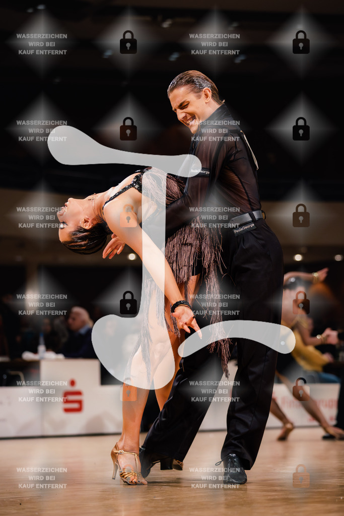 Goldstadtpokal 2025 - WDSF World Open Latin 7th (14) Axel Sampino _ Anna Zgonnikova (France)-2025-01-25-5939 | Webshop for digital downloads and prints of dance sport, event & show photographer Julian Link - Realisiert mit Pictrs.com