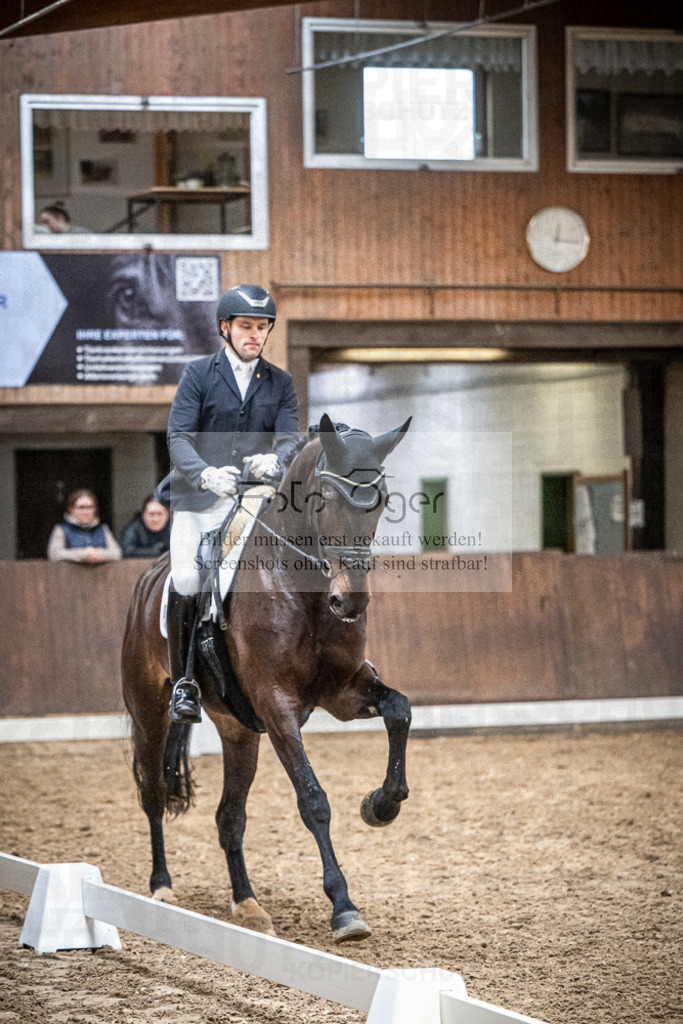 DOS_0711 | Entdecke hochwertige Reitturnierfotos von Foto Oger. Professionell, emotional und authentisch – jetzt Lieblingsmomente im Shop bestellen.Deutschlandweite Turnierfotografie. - Realisiert mit Pictrs.com