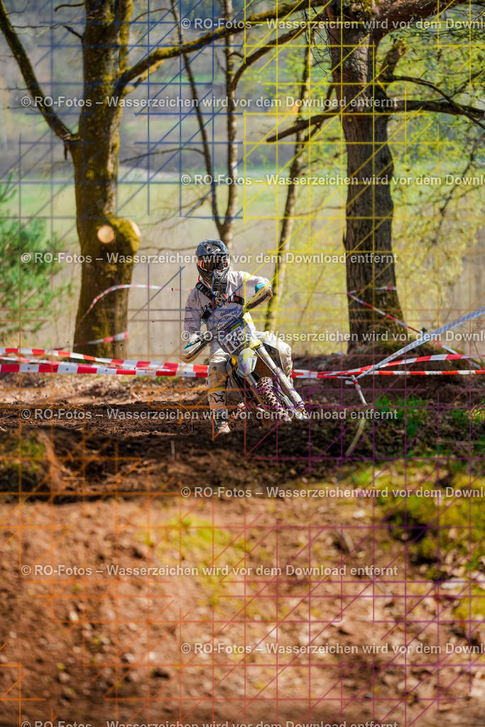 2 Lauf Mernes-1600 | Sportfotografie von RO-Fotos: Motorsport, Motocross, Enduro, Laufveranstaltungen und Triathlon. Professionelle Fotos von Sportlern und Events. - Realisiert mit Pictrs.com