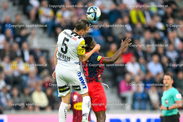 AUT, Admiral Bundesliga, LASK Linz vs FC Red Bull Salzburg | 12.04.2024, Raiffeisen Arena Linz, AUT, Admiral Bundesliga, LASK Linz vs FC Red Bull Salzburg, im Bild Philipp Ziereis (Lask) vs Karim Konate (RBS)


// Admiral Bundesliga Match between LASK Linz and FC Red Bull Salzburg in Linz, Austria on 2024/04/12
