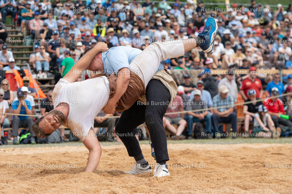 Schaller Noah-Reichmuth Marco | René Burch leidenschaftlicher Fotograf aus Kerns in Obwalden.  Hier finden sie Sport, Landschaft und Natur Fotografie.
 - Realisiert mit Pictrs.com