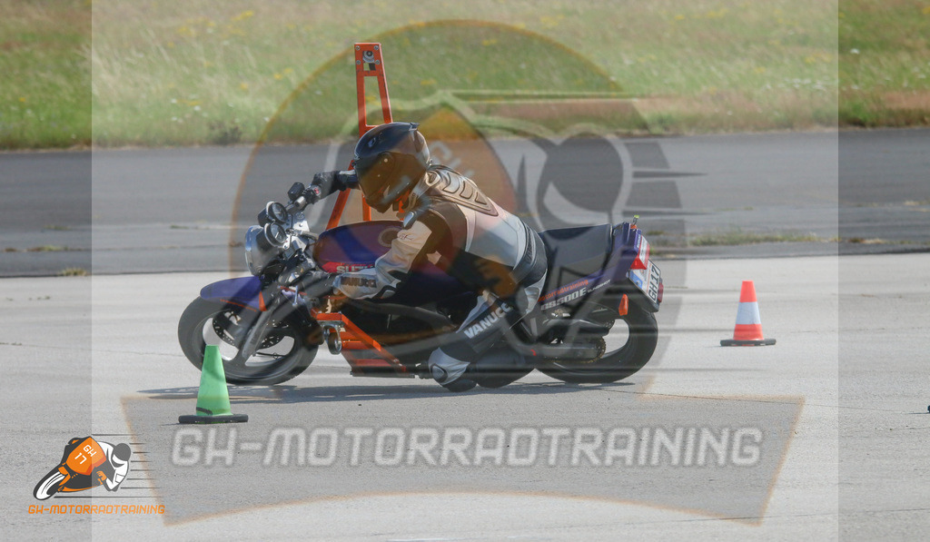 IMG_0668 | gh-motorradtraining-foto.de - Realisiert mit Pictrs.com