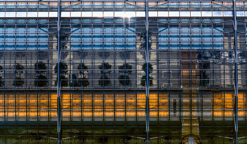 4039893 | Dach der Glashalle - Eingangshalle West Leipziger Messe GmbH - Veranstaltungsstätte