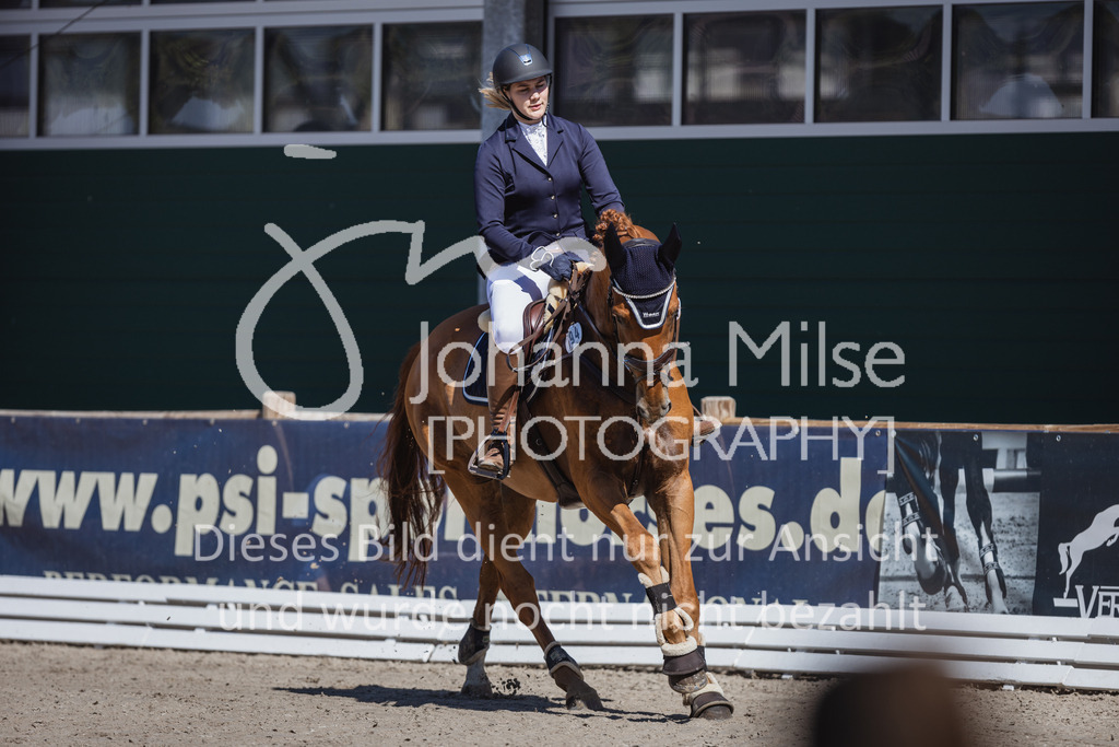 230610_Mühlen_A-Spr1-622 | Deine schönsten Turniermomente als professionelle Fotos! Entdecke hochwertige Pferdesport-Fotografie im Online-Shop. Jetzt Fotos finden & bestellen!