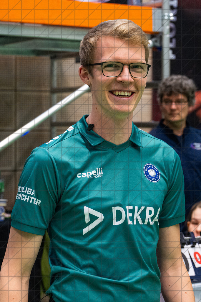 2. VBLF Nord 25/26 | Spiel 4041 | VC Osnabrück vs. RC Sorpesee | //  30.11.25: 2. VBLF Nord 25/26 | Spiel 4041 | VC Osnabrück vs. RC Sorpesee / Osnabrück / Deutschland  //   CREDIT:www.bullenfotos.de, Martin König, Hörner Weg 40, D-49078 Osnabrück, +4917663732967 // Nutzung und Weitergabe nur zu den vereinbarten Zwecken. Presseanfragen an Ersteller. Alle Rechte beim Ersteller. Honorierung nach MFM. - Realisiert mit Pictrs.com