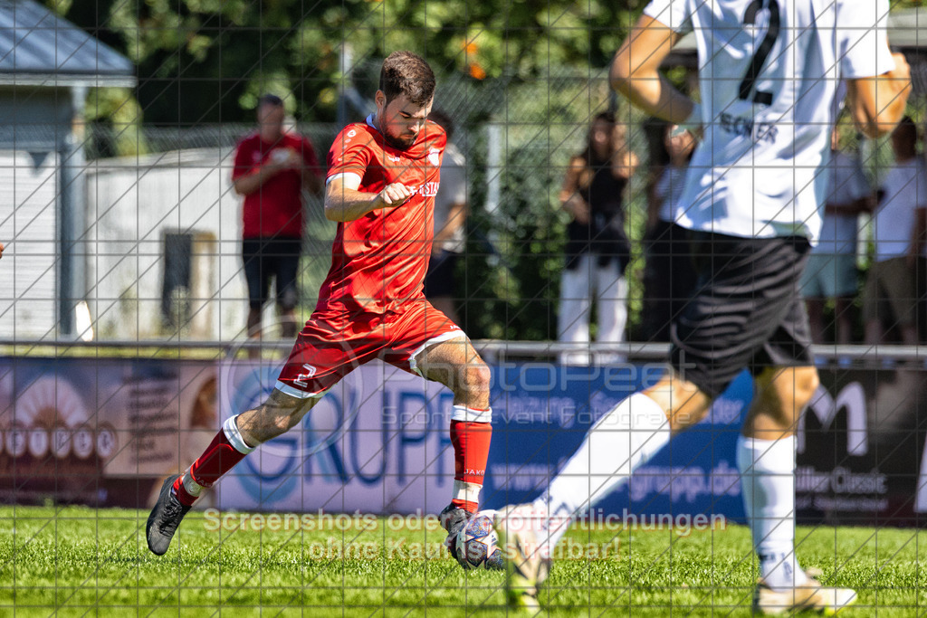 20260906_131617_0103-Bearbeitet_(c)_by_PhotoPeet | #,1.FC Donzdorf II (rot) vs. SGM Jebenhausen-Bezgenriet (weiß), Fußball, Kreisliga A3 - Bezirk Neckar/Fils, 02. Spieltag, Saison 2026/2027, Rasenplatz Lautertal Stadion, Süßener Straße 16, 73072 Donzdorf, 06.09.2026 - 13:00 Uhr,Foto: PhotoPeet / Sport- &amp; Eventfotografie / Peter Harich