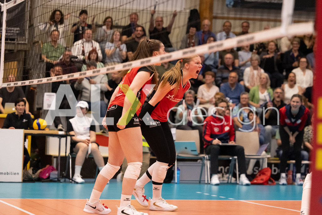 Volleyball I Frauen I Saison 2025-2026 I Volleyball NLA | Women I  Playoffs Finals 2/5 I  VC Kanti Schaffhausen - viteos NUC I  10.04.2026 | 9 Jordan Lockwood (USA) (VC Kanti Schaffhausen) – Diagonal - Realisiert mit Pictrs.com