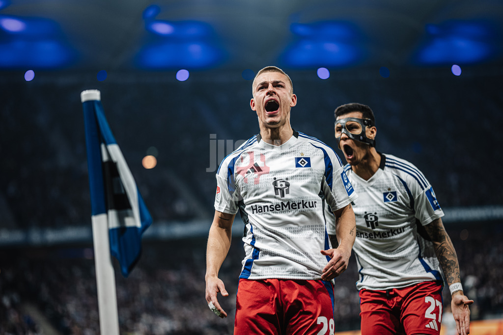 Fußball | Männer | Saison 2024/2025 | 2. Fußball-Bundesliga | 25. Spieltag | Hamburger SV vs. Fortuna Düsseldorf | 08.03.2025 | Miro Muheim (#28, HSV) jubelt nach seinem Tor