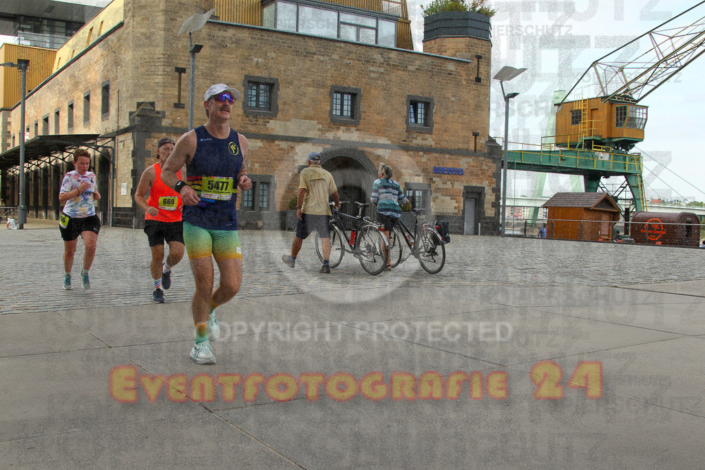 250920_1520_EV4_8470 | Sportfotografie im Rhein-Sieg Kreis, Köln, Bonn, NRW, Rheinland Pfalz, Hessen, etc. Unser Tätigkeitsfeld umfasst den Laufsport vom Volkslauf über den Marathon, Duathlon, Triathon bis zum Ultralauf wie Kölnpfad Ultra oder Schindertrail.