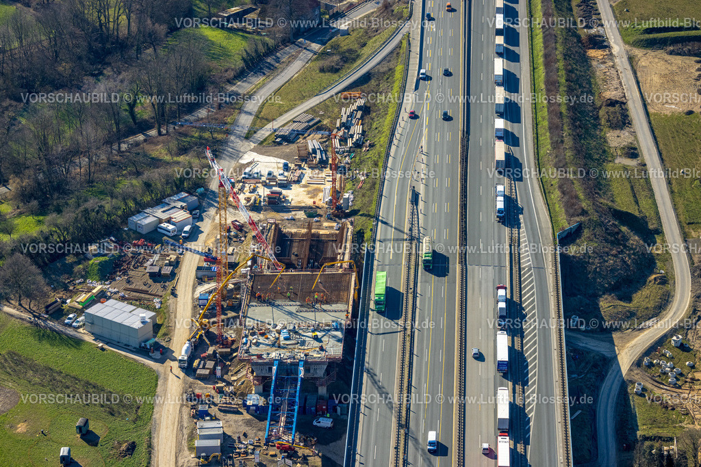 Unna230213451 | Luftbild, Baustelle mit Ersatzneubau Liedbachtalbrücke der Autobahn A1 nahe dem Kreuz Dortmund/Unna, LKW Stau, Massen, Unna, Ruhrgebiet, Nordrhein-Westfalen, Deutschland
