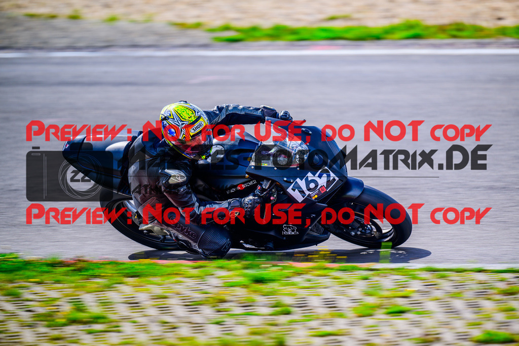 MaZZes_FotoMatrix_240911_6007705_6379 | ROT