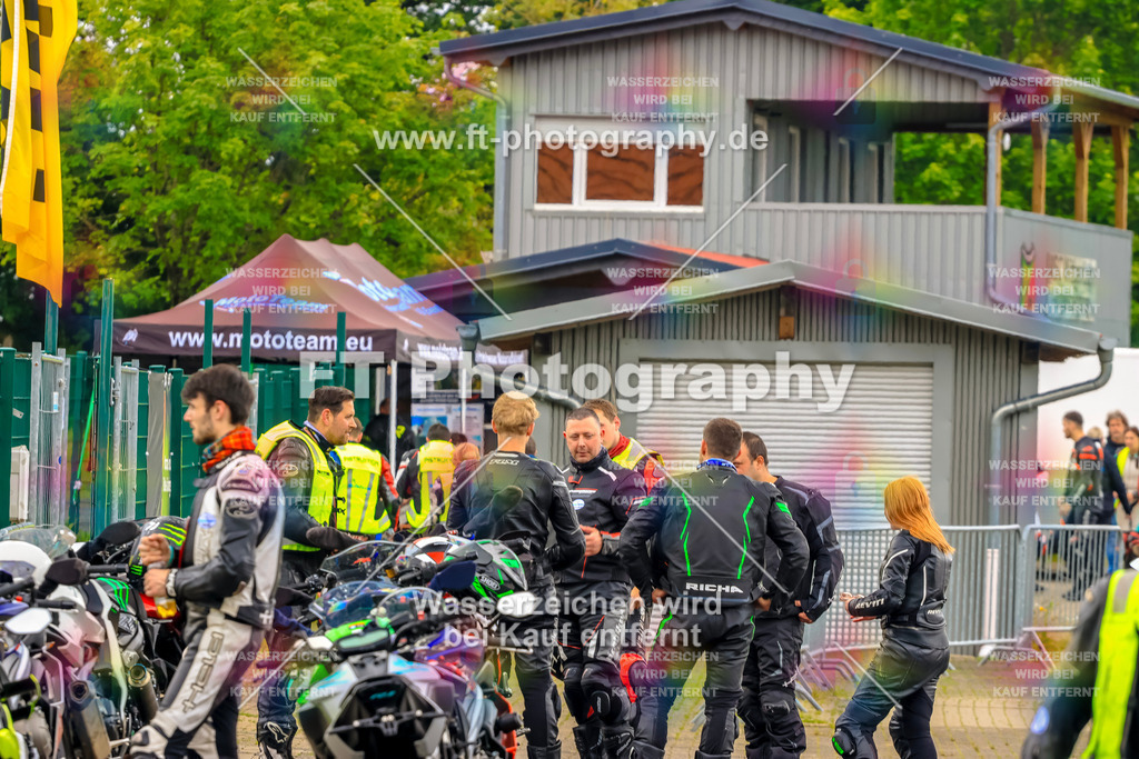 VBK-7926 | Hier findet Ihr Bilder von Touristenfahrten auf der Nürburgring Nordschleife oder von anderen Veranstaltungen die ich besucht habe. Viel Spass beim Durch Schauen 