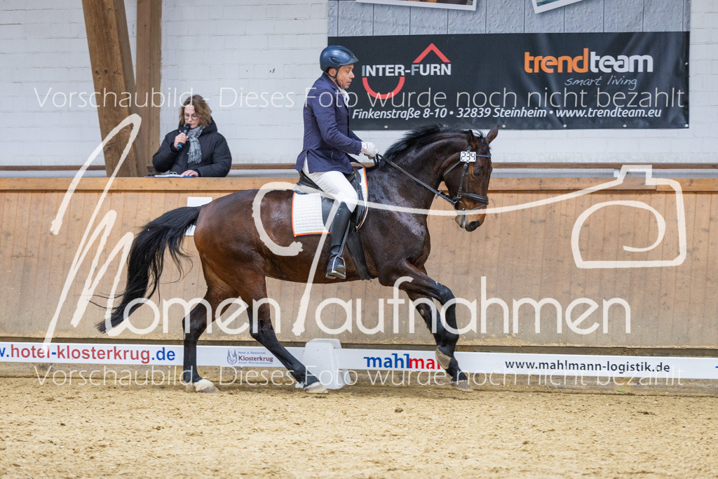 Sth-LPO25-A-Dr-122 | MomenTaufnahmen Pferdesportfotos