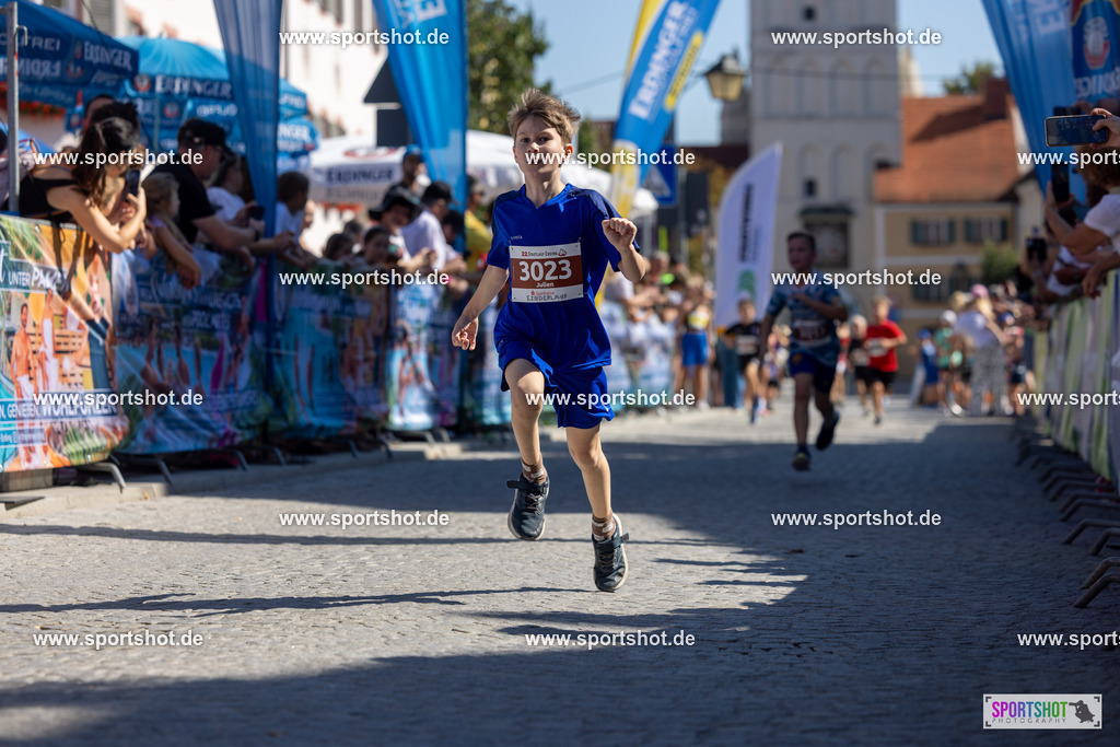 VJ__3208 | Stadtlauf Erding 2025 #stadtlauferding #erdingstadtlauf #stadtlauf_erding #laufmotivation #trisporterding #yourpictrs #sportshot_your_pictrs