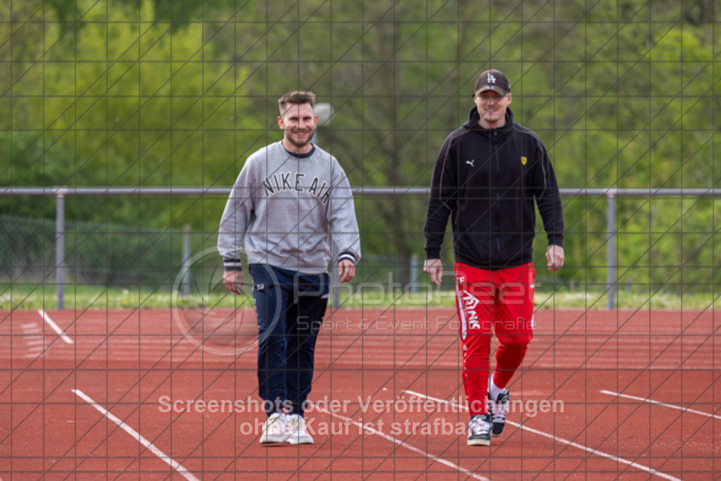 20250426_163236_0293 | #, SGM 1.FC Donzdorf/Reichenbach (weiß) vs. SGM FV 08 Unterkochen (blau), Fussball, A-Junioren Regionenstaffel Mitte 3 - WfV, Saison 2024/2025, Rasenplatz, Lautertal Stadion, Süßener Straße 16, 73072 Donzdorf, 26.04.2025 - 16:00 Uhr,Foto: PhotoPeet-Sportfotografie/Peter Harich