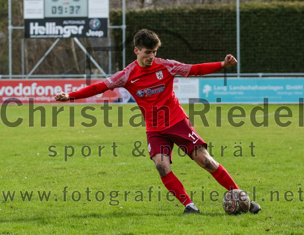 2024-02-24_029_FC_Schwaig_gegen_TSV_1880_Wasserburg | Oberding, Deutschland, 24.02.2024:
Fußball, 2. Runde Qualifikation TOTO-Pokal 2023 / 2024, 1. Spieltag, FC Schwaig gegen TSV 1880 Wasserburg, Endergebnis: 2:3

Leon Simeth (TSV 1880 Wasserburg, #11)

Foto: Christian Riedel / fotografie-riedel.net