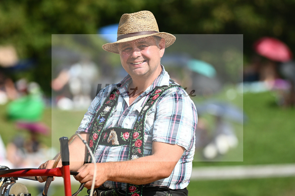 14. Pferdeeinsatz in der Landwirtschaft_33230719 | hf-fotografie - Realisiert mit Pictrs.com