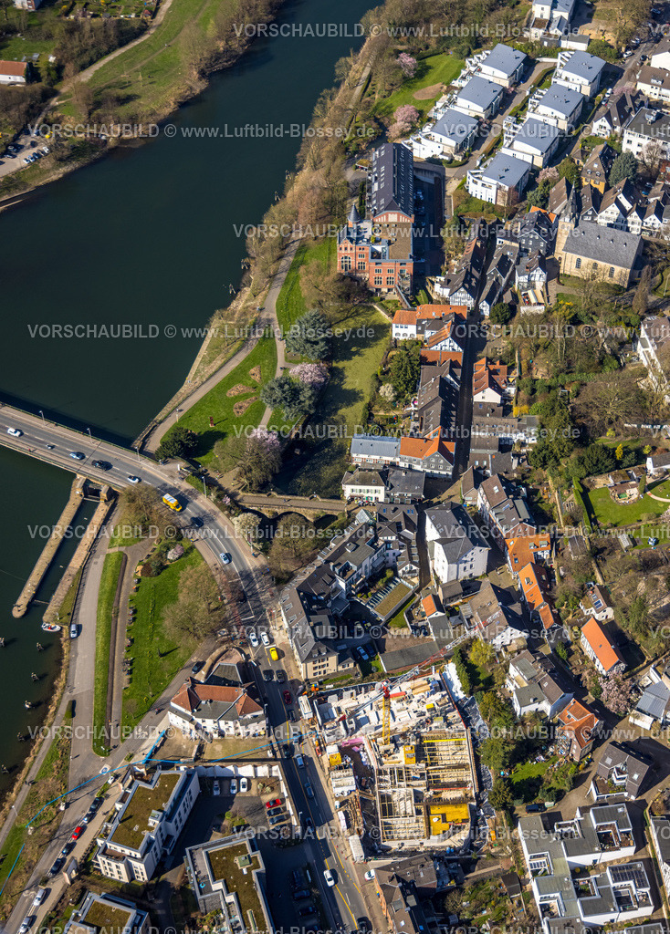 Essen240302335Kettwig | Luftbild, Baustelle mit Neubau an der Ringstraße 80 Ecke Promenadenweg, Wohngebiet und Straßenverkehr, Ruhrbrücke und Fluss Ruhr, Kettwig, Essen, Ruhrgebiet, Nordrhein-Westfalen, Deutschland