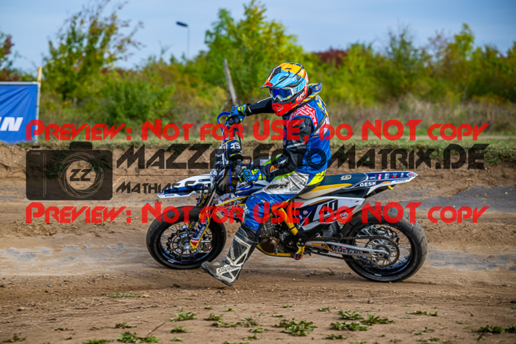 MaZZes_FotoMatrix_231001_8024 | S4