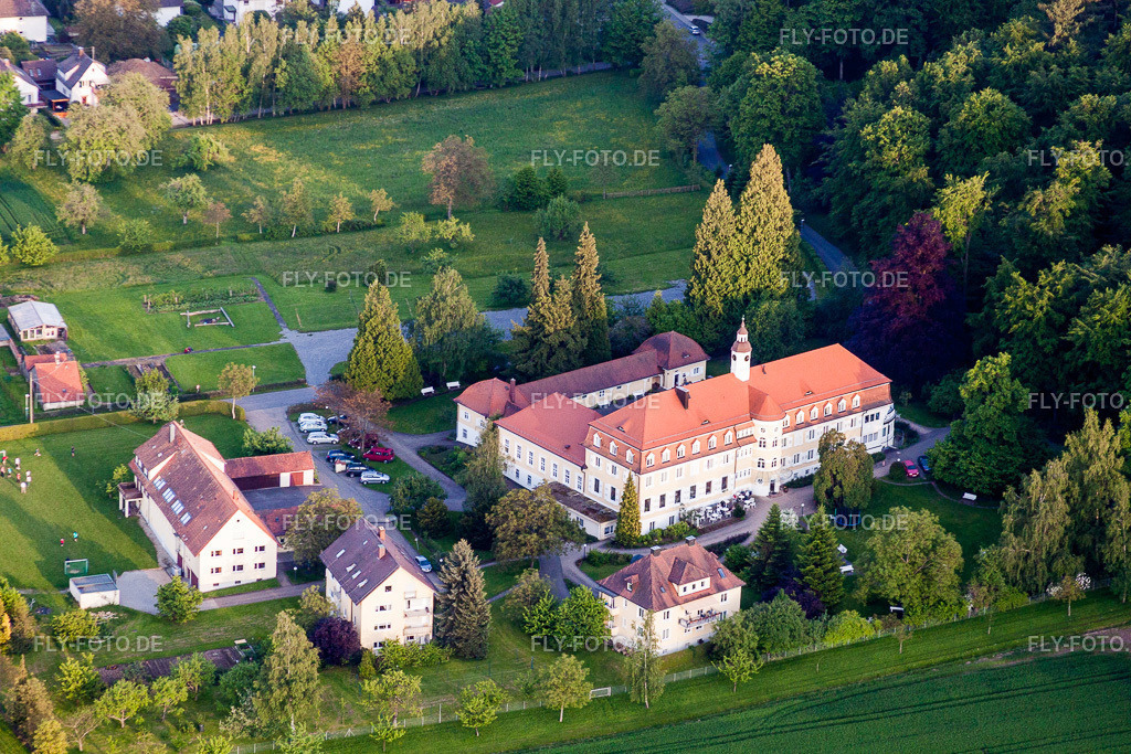 Gelände, Verwaltung und Basis der gemeinnützigen Hilfs- Organisation  Bibelheim Bethanien | Luftbild: Gelände, Verwaltung und Basis der gemeinnützigen Hilfs- Organisation  Bibelheim Bethanien im Ortsteil Langensteinbach in Karlsbad im Bundesland Baden-Württemberg in Deutschland. Foto: IMG_27589.jpg vom 23.05.2010 durch Werner Riehm/FLY-FOTO.de - Realisiert mit Pictrs.com
