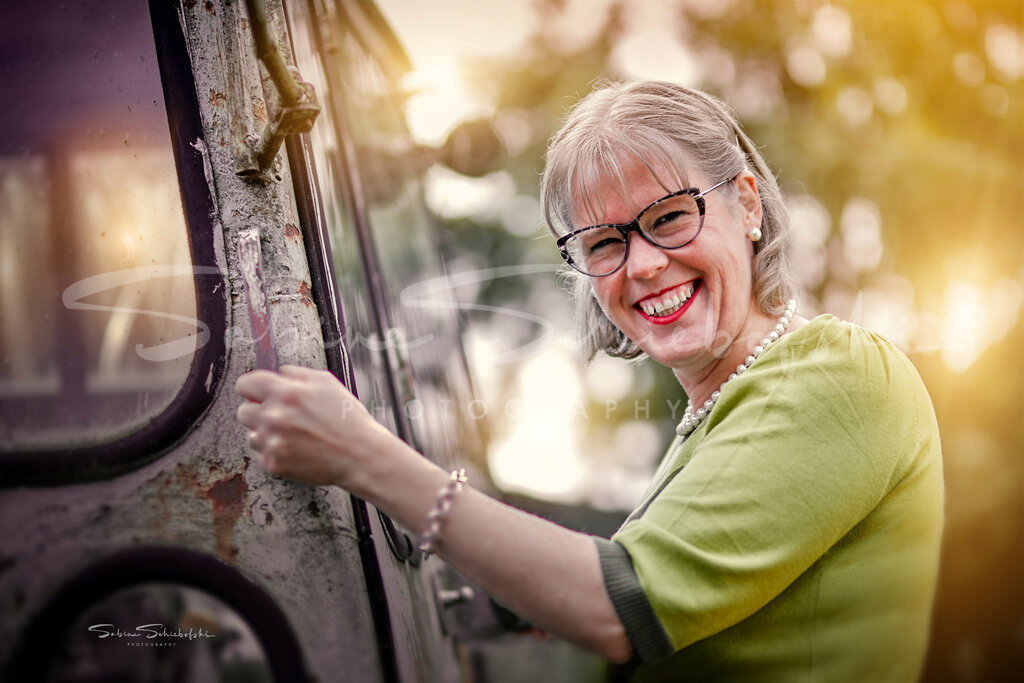 "Simone" | People- und Tierfotografie, Imageaufnahmen, Veranstaltungsfotografie und Wandbilder aus der Natur ★ Made in Germany ✔️ Druck + Downloads ✔️ Naturfotografie in Top Qualität ★ schneller Versand, weltweite Lieferung! - Realisiert mit Pictrs.com