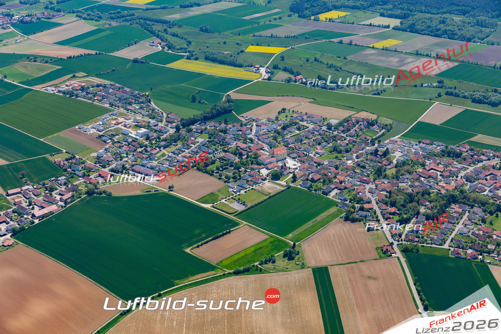 Das Luftbild der Stadt Aufhausen wurde 2021 vom Flugzeug heraus erstellt (keine Drohne) Aufnahmehöhe ca.450 Meter- hohe Bildauflösung und Druck-Qualität garantiert!