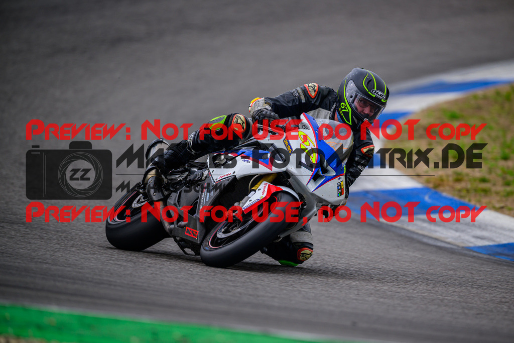 MaZZes_Fotomatrix_20250421_6007705_6380 | ROT