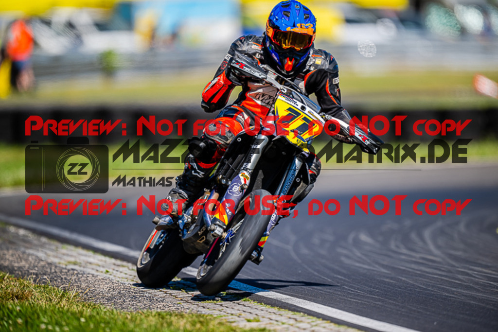 MaZZes_FotoMatrix_220702_69 | S1