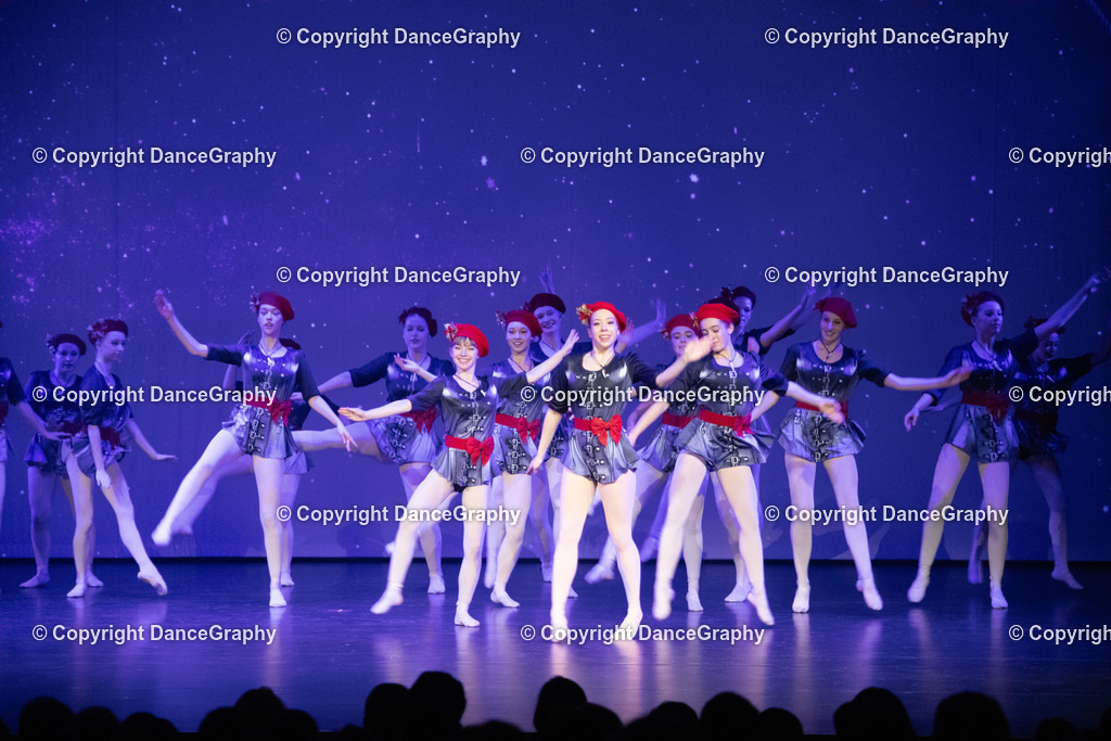 GPHY2489 | DanceGraphy - Realisiert mit Pictrs.com