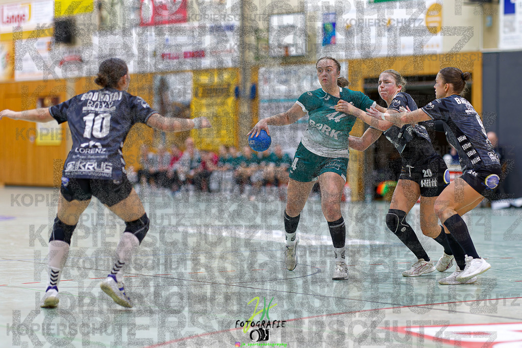 Frauen Regionalliga (HHV); HSG Kleenheim/Langgöns - HSG Baunatal | Frauen Regionalliga (HHV); HSG Kleenheim/Langgöns - HSG Baunatal am 23.11.2025 in Oberkleen (Weidig-Halle)Photo © 2025 - Jörg Heinrich - Realisiert mit Pictrs.com