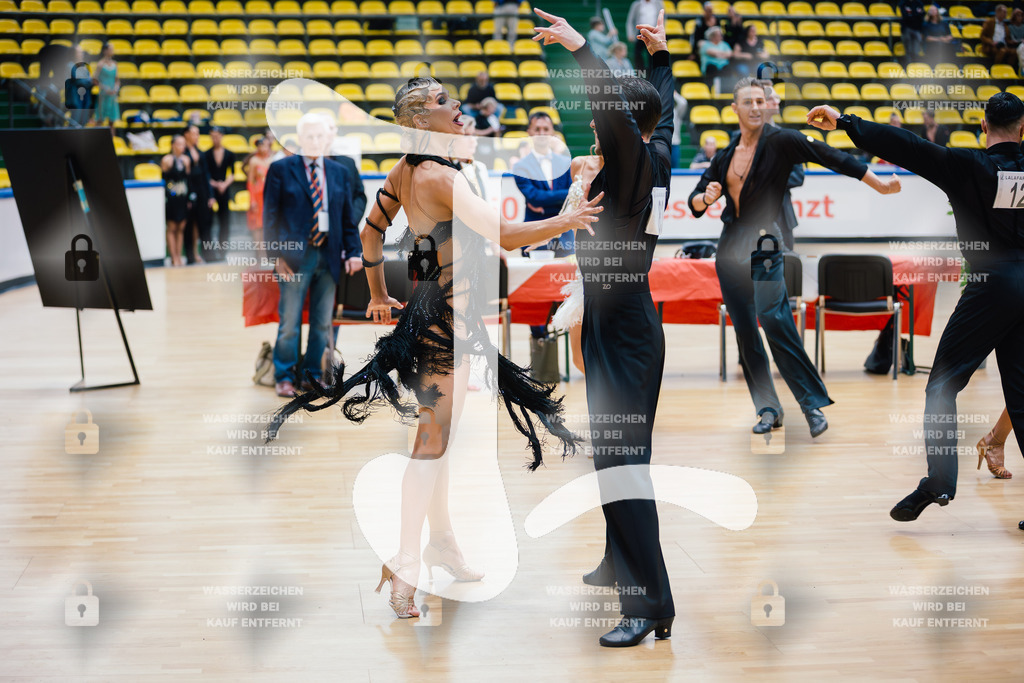 Hessen Tanzt WDSF International Open Latin 4th (83) Vitalii Zakharov _ Tabea Louisa Thaler (TC Blau-Orange Wiesbaden)-2025-05-18-3313 | Webshop for digital downloads and prints of dance sport, event & show photographer Julian Link - Realisiert mit Pictrs.com