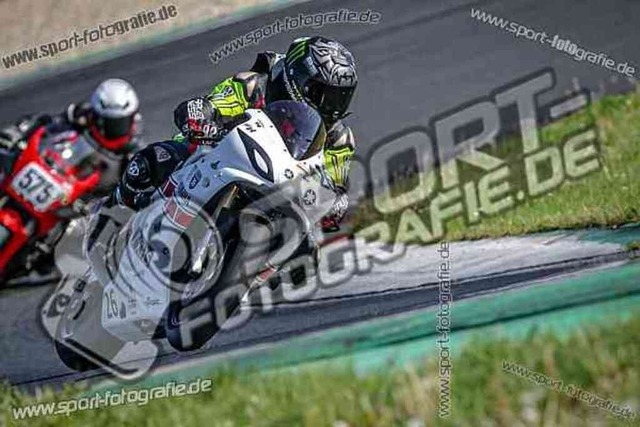 pubi3937 | Professionelle Fotos von Sportveranstaltungen, aber auch Hochzeiten und anderen Events. - Realisiert mit Pictrs.com