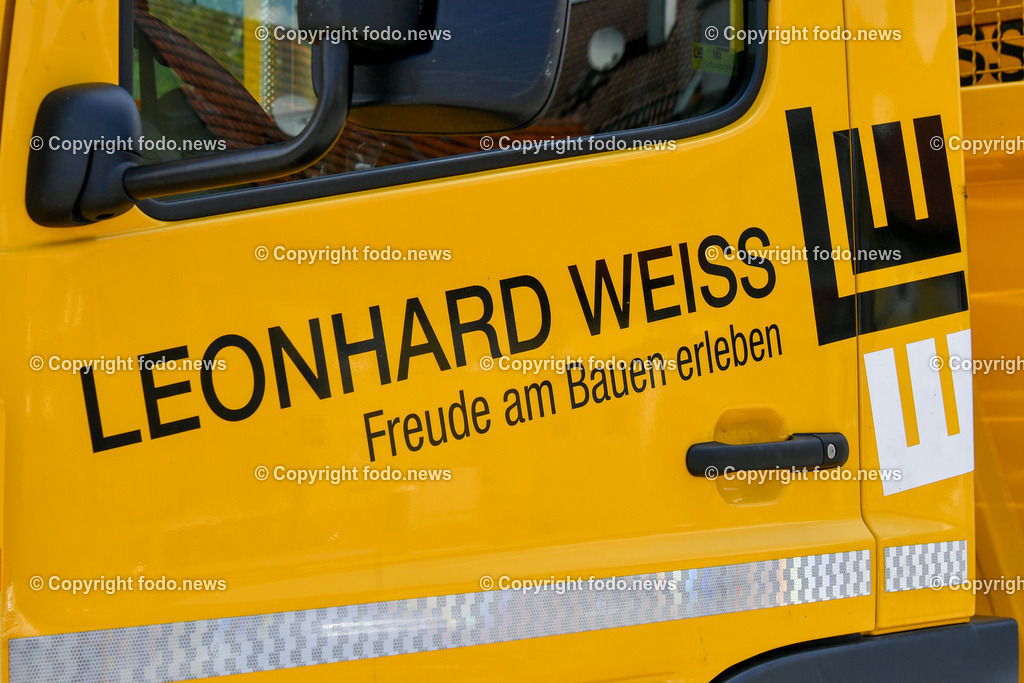 Deutschland_ Baden-Wuerttemberg_ Ebersbach an der Fils_ 09.08.2025-1 | 09.08.2025, Deutschland, GER, Baden-Wuerttemberg, Ebersbach an der Fils, im Bild Themenbild, Leonhard Weiss, Bauunternehmen, Tiefbau, Straßenbau, Infrastruktur, Hochbau, Projektmanagement, Ingenieurbau, Brueckenbau, Verkehrswegebau, Umweltschutz, Innovation, Bauprojekte, Regional, Qualitaet, Erfahrung, Baumaschinen, Teamarbeit, Nachhaltigkeit, Bauplanung, Bauausführung, Großprojekte, Baupartner, Logo, Feature, Symbolbild