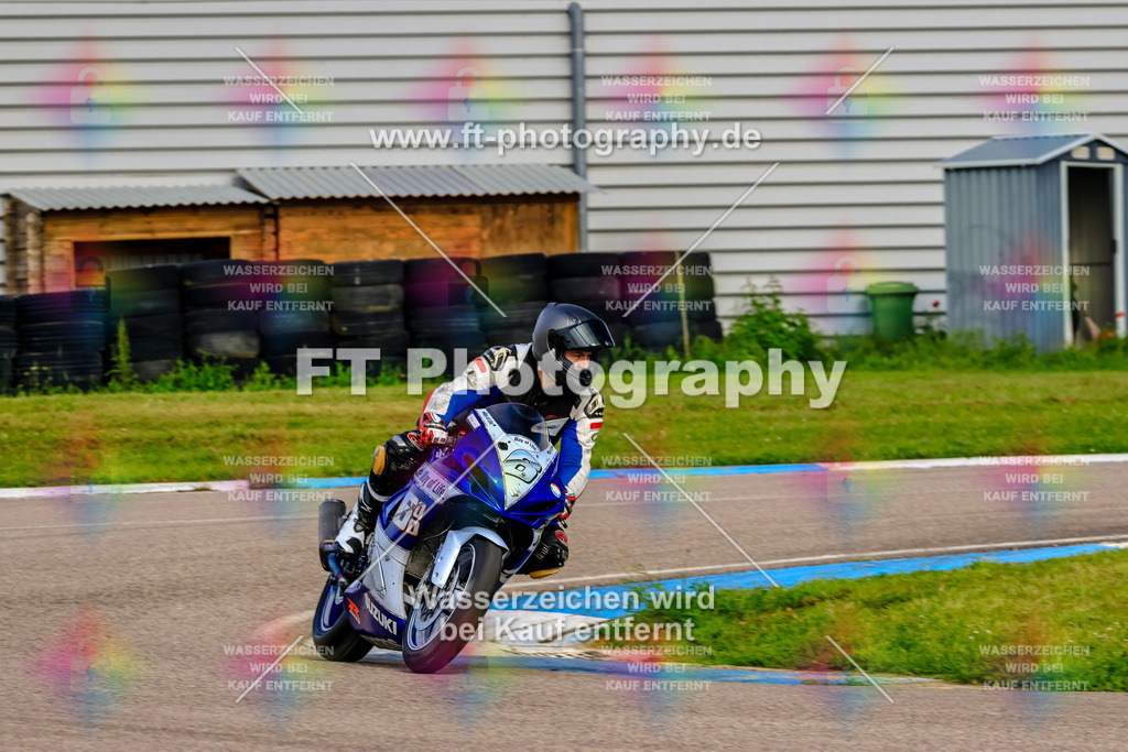 MotoTeam-8334 | Hier findet Ihr Bilder von Touristenfahrten auf der Nürburgring Nordschleife oder von anderen Veranstaltungen die ich besucht habe. Viel Spass beim Durch Schauen 