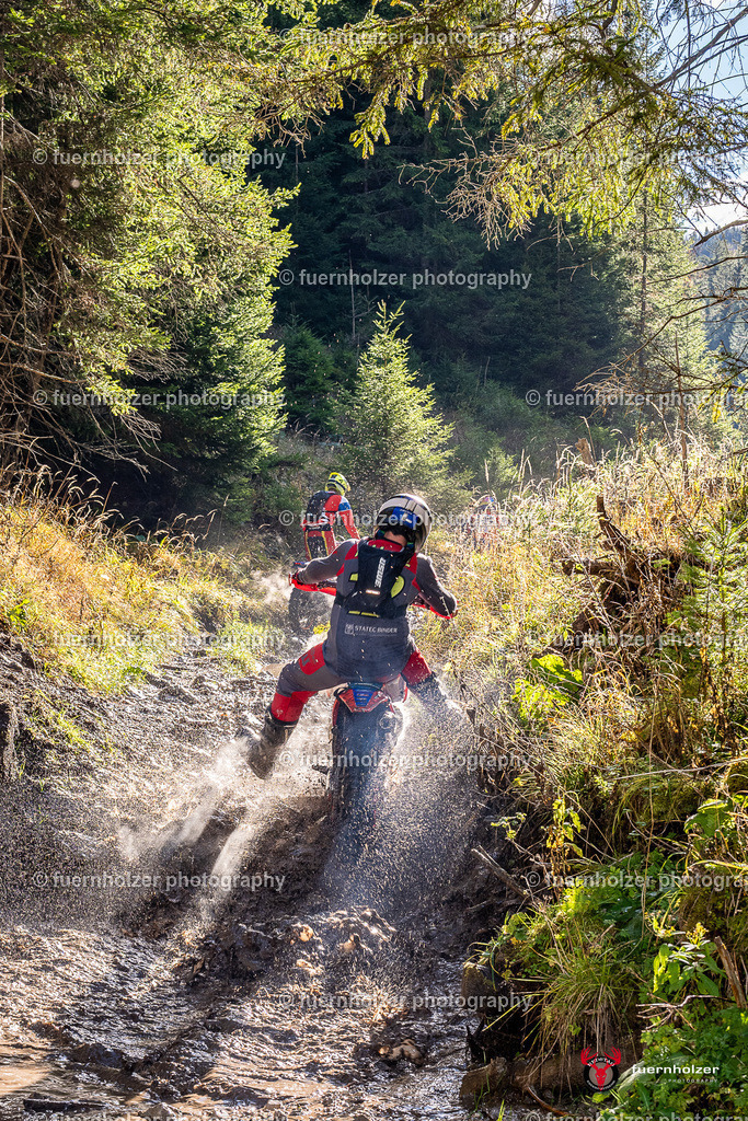 fuernholzer_251026-C1-197 | Fotografische Impressionen von der Red Stag Enduro Extreme by fuernholzer-photography.com. Endurosport in Österreich fotografisch festgehalten von fuernholzer. Auftragsfotografie für Private, Gewerbefotos und Industriefotografie. Eventfotografie, Sportfotografie und Motorsportfotografie. Anbieter von Fotoworkshops, Fototraining, fotografischen Vorträgen und Fotoseminaren.