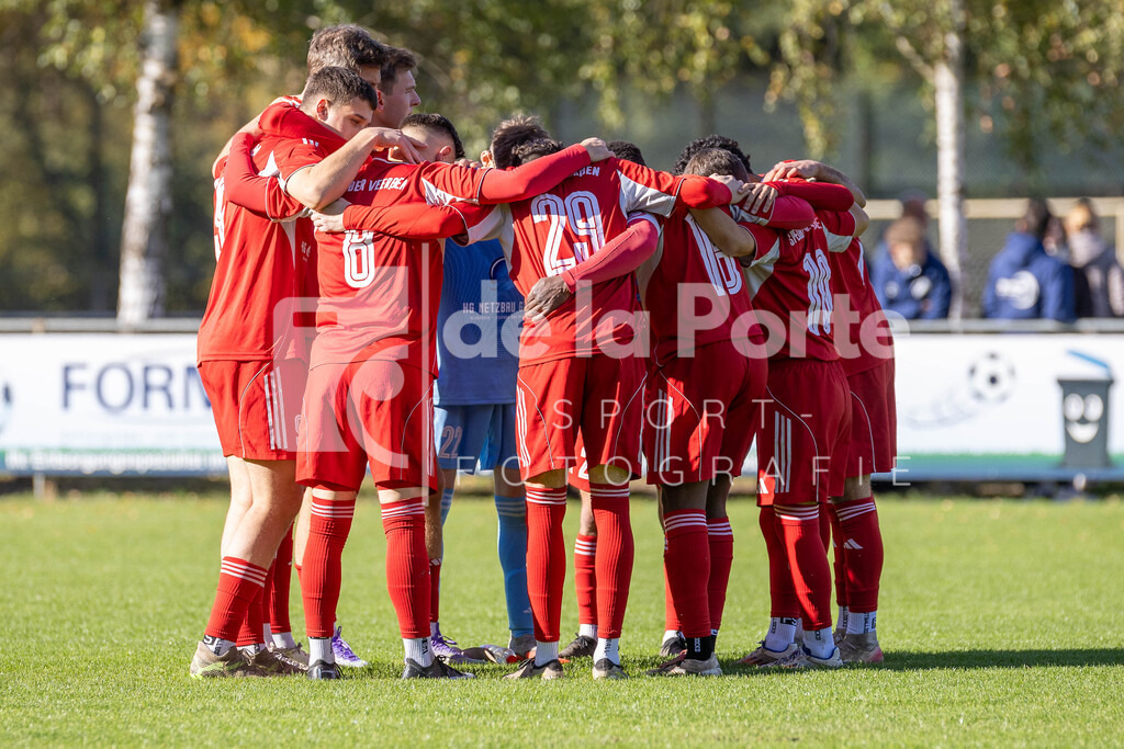 Sperber Veerßen - Teamkreis vs SV Holdenstedt II 191025 dlP | immodelaporte-sportfotos - Realisiert mit Pictrs.com